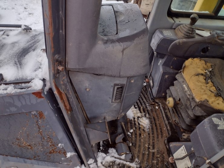 komatsu-d41e-6-image-14