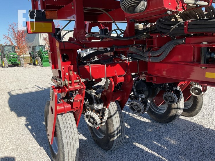 case-ih-1250-image-28