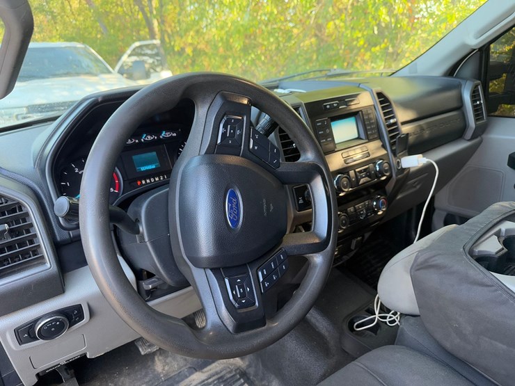 2019-ford-f250-image-18