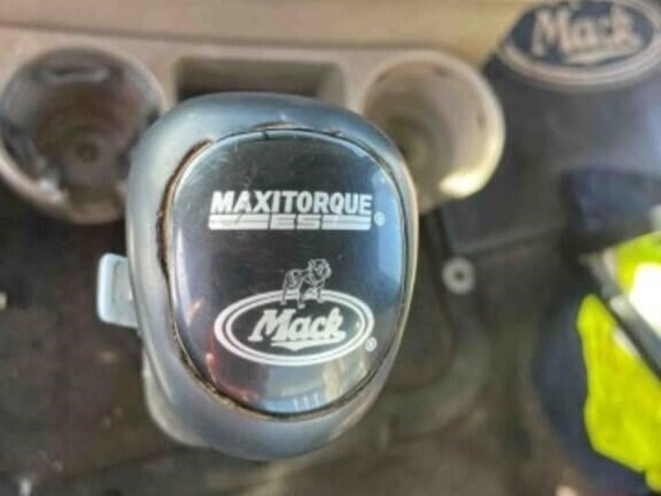 2007-mack-chn613-image-41