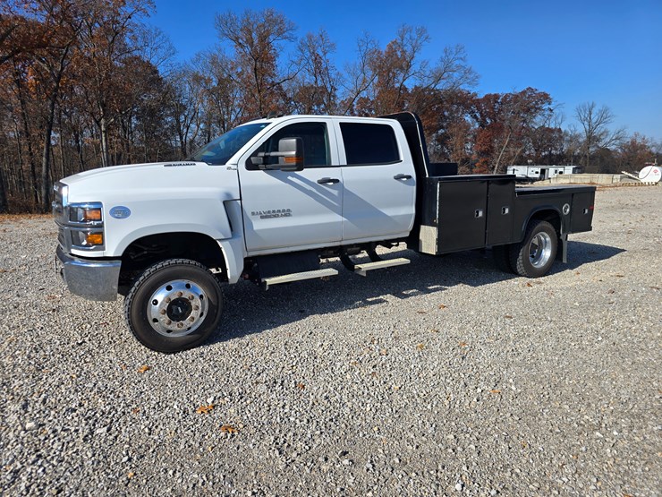 chevrolet-silverado-5500hd-image-5