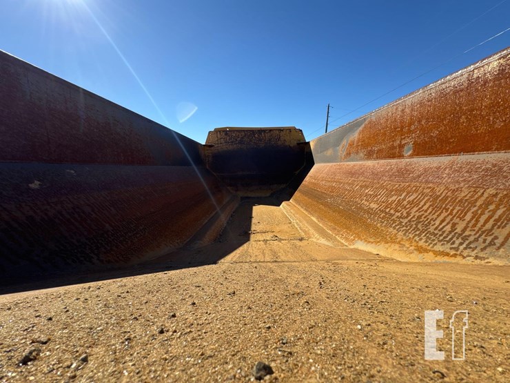 2014-volvo-a25g-image-18