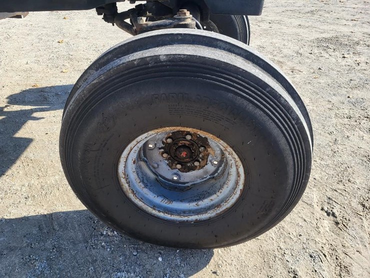 white-2-105-image-48