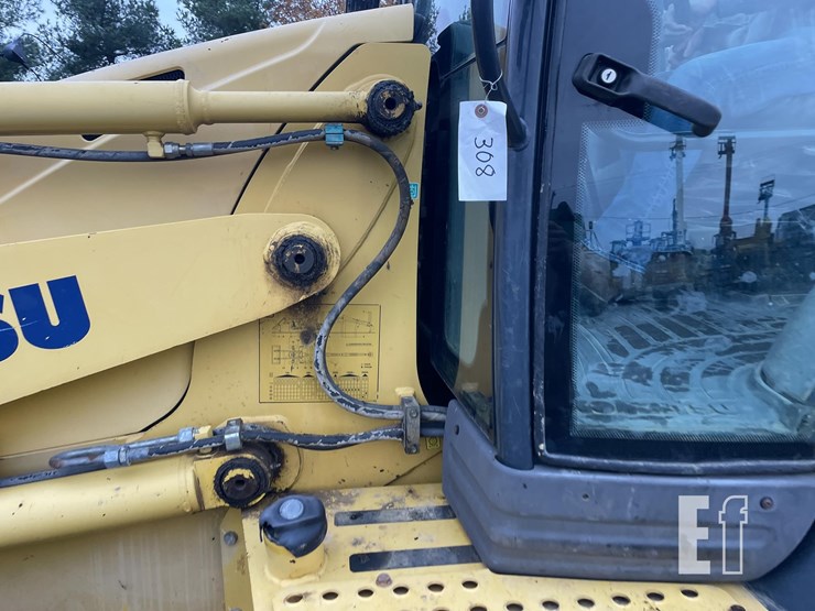 2007-komatsu-wb146-5-image-27