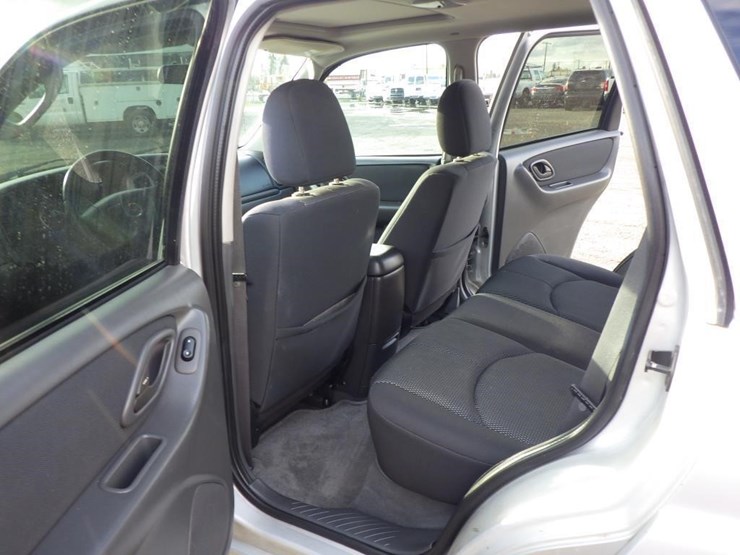 2005-mazda-tribute-image-7