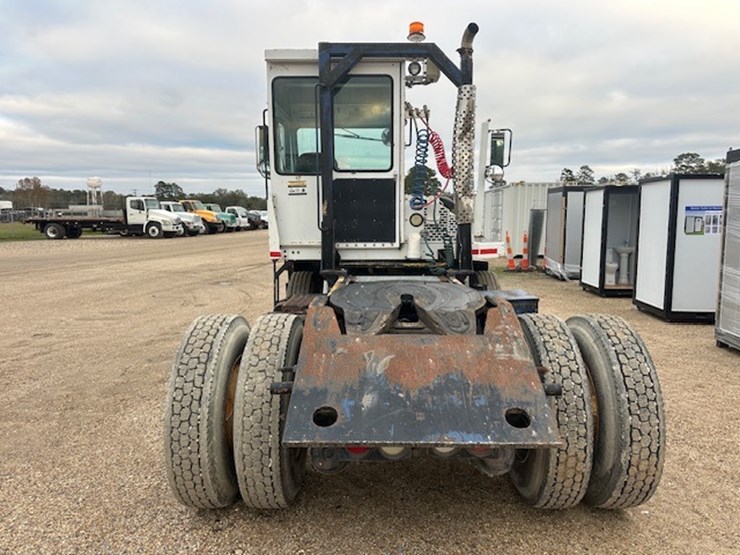 2004-capacity-tj7000-image-9