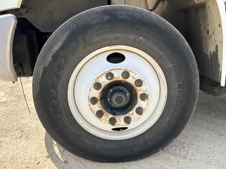 international-durastar-4400-image-2