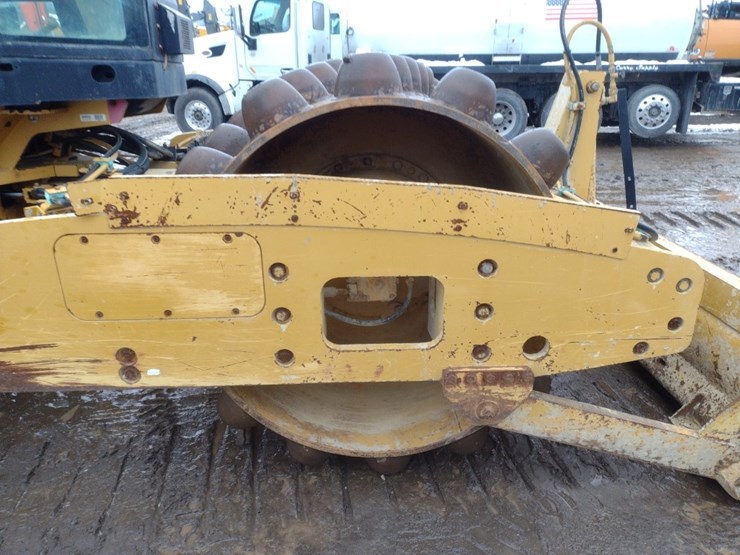 caterpillar-cp-563e-image-24