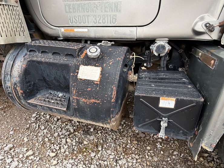 mack-rd688s-image-20