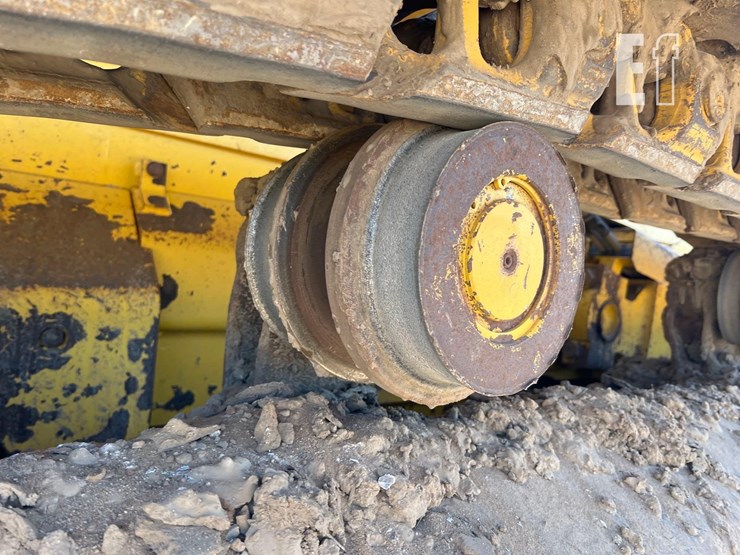 2019-komatsu-d65pxi-18-image-16