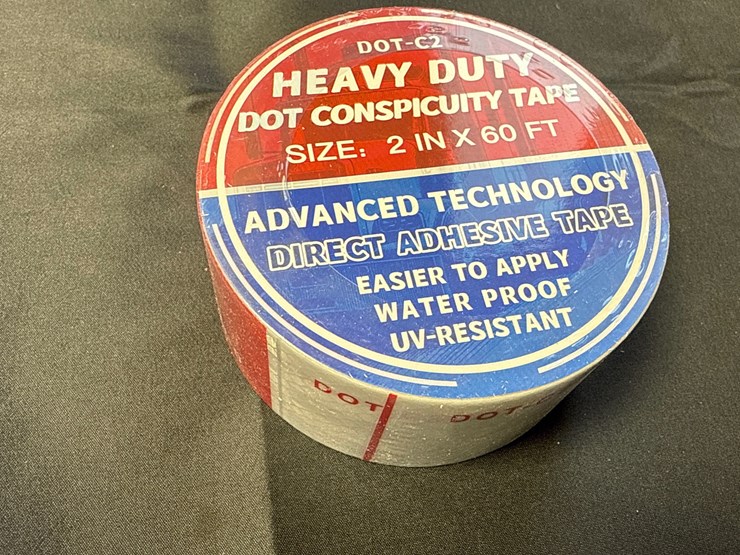 #3061-•-1-roll-of-dot-tape-image-1