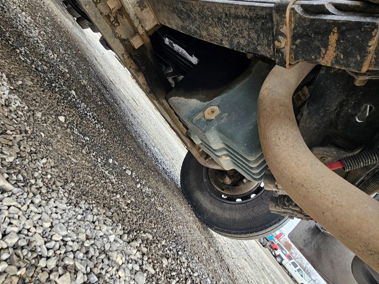 freightliner-columbia-120-image-71