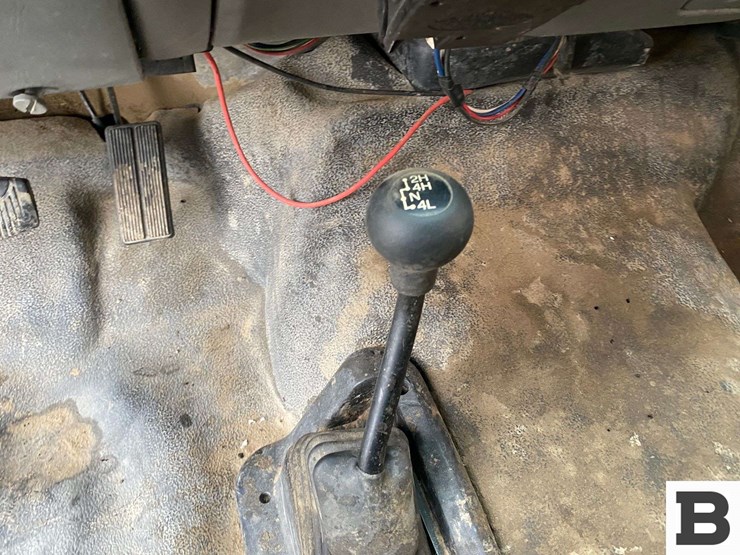 2004-ford-f350-image-32