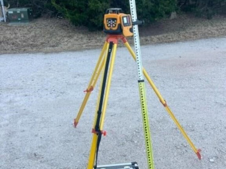 self-leveling-rotary-laser-image-1