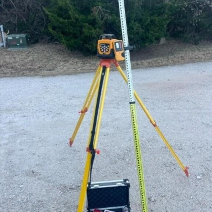 Self-leveling Rotary Laser