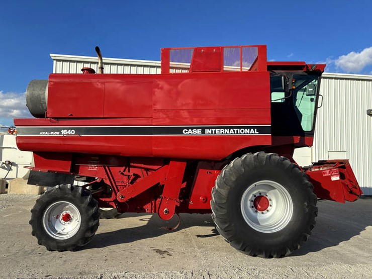 case-ih-1640-image-3