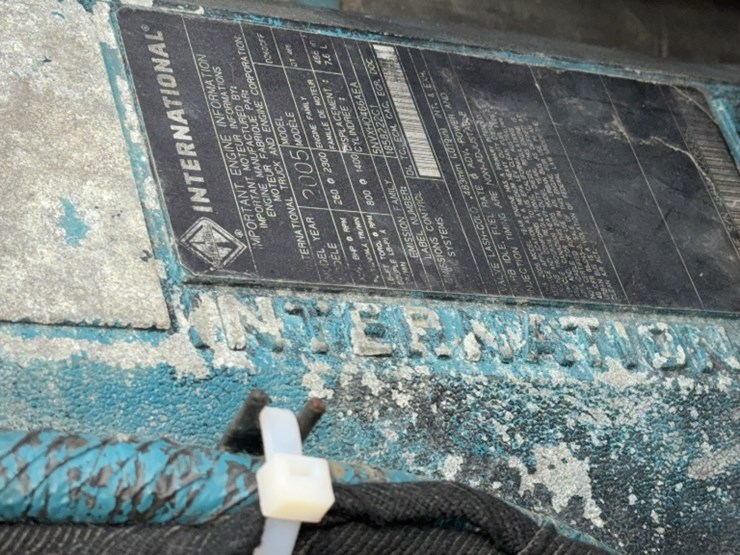 international-durastar-4400-image-25