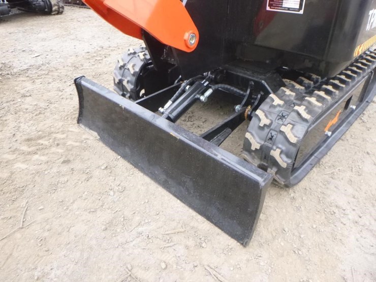 2025-tpm-16-hydraulic-excavator-image-15