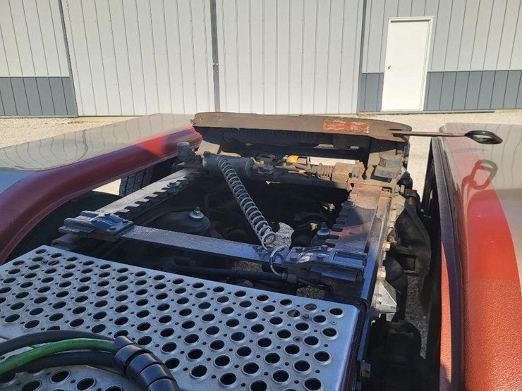 peterbilt-389-image-21