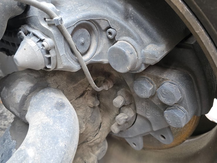 2017-peterbilt-579-image-48