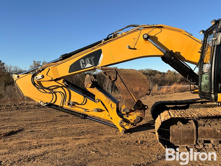 caterpillar-329dl-image-12