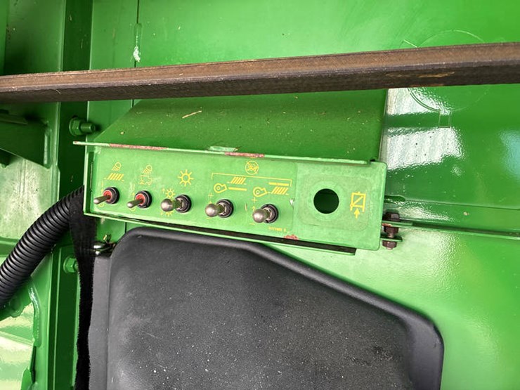 john-deere-s670-image-60