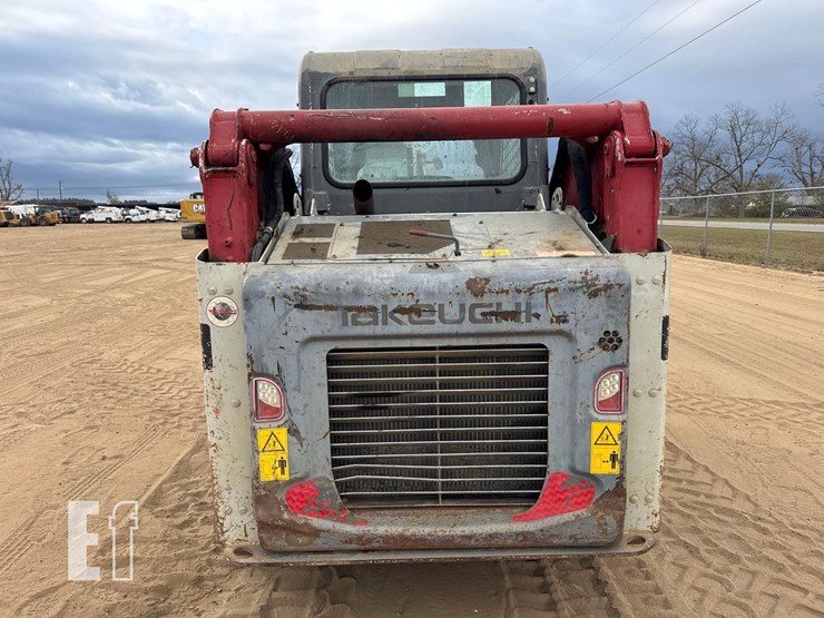 2019-takeuchi-tl10v2-image-3