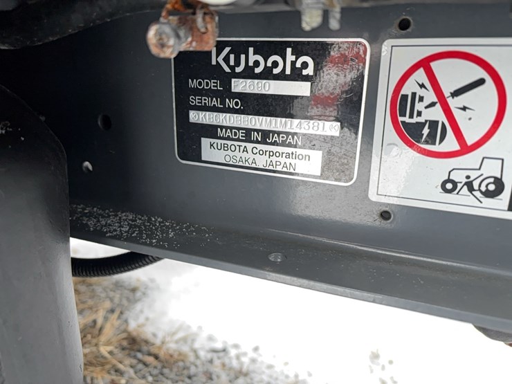 2022-kubota-f2690-image-6