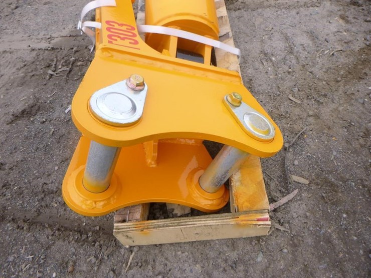 caterpillar-303-image-5