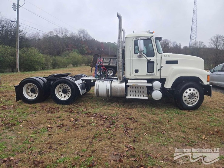 2017-mack-chu613-truck,-vin-#-1m1an07y2hm026069-image-9