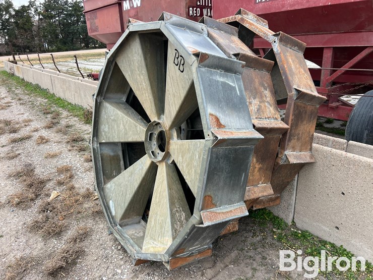 bb-metal-works-steel-tread-pivot-wheels-image-1