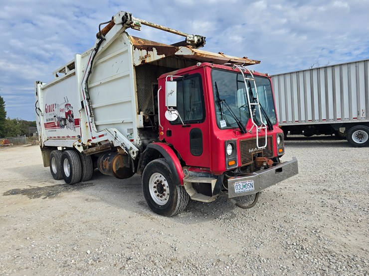 1996-mack-mr688s-image-40