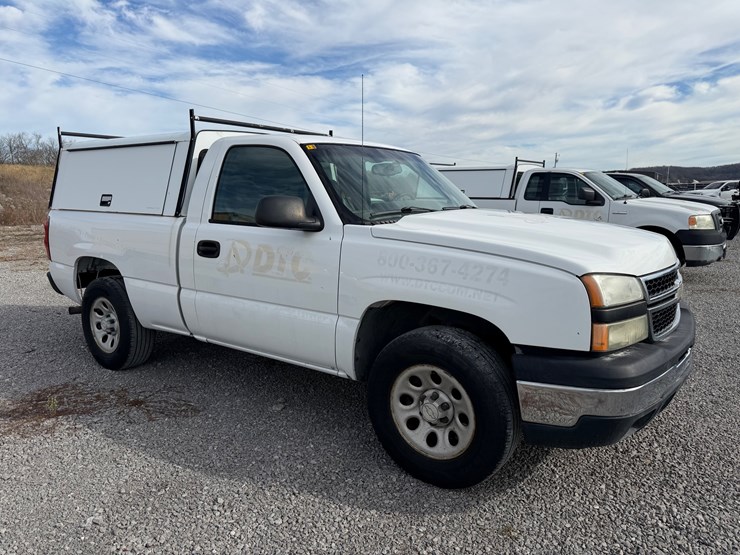 chevrolet-silverado-1500-image-3