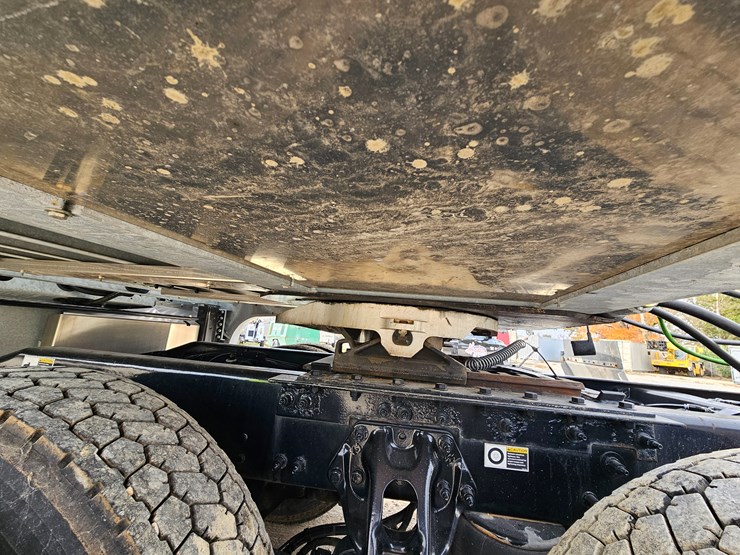 2025-landoll-440-image-27