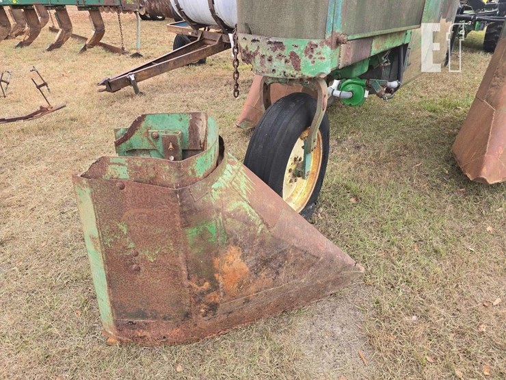 john-deere-700-image-5