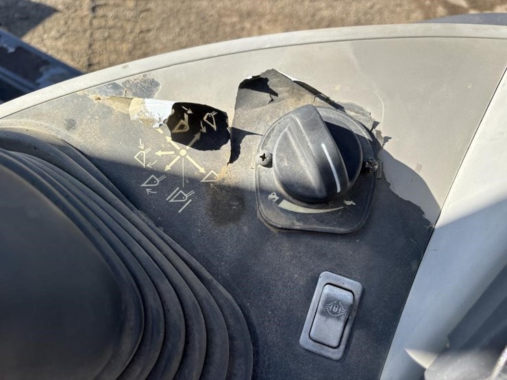 2021-case-570n-ep-image-36