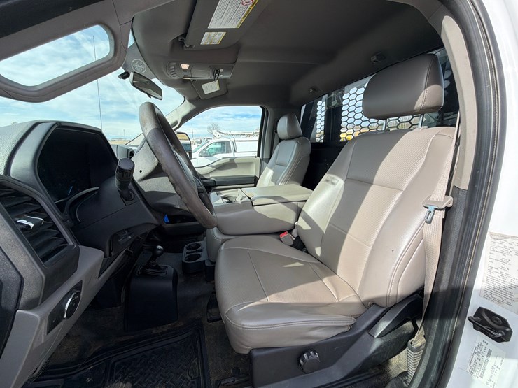 2018-ford-f350-xl-image-14