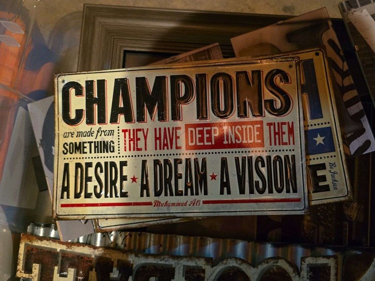 metal-signs-and-framed-picture-image-2