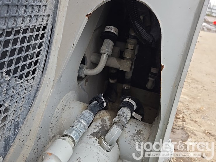 takeuchi-tl8r2-image-41