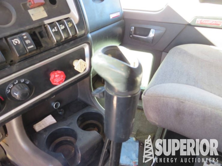 kenworth-t800-image-13