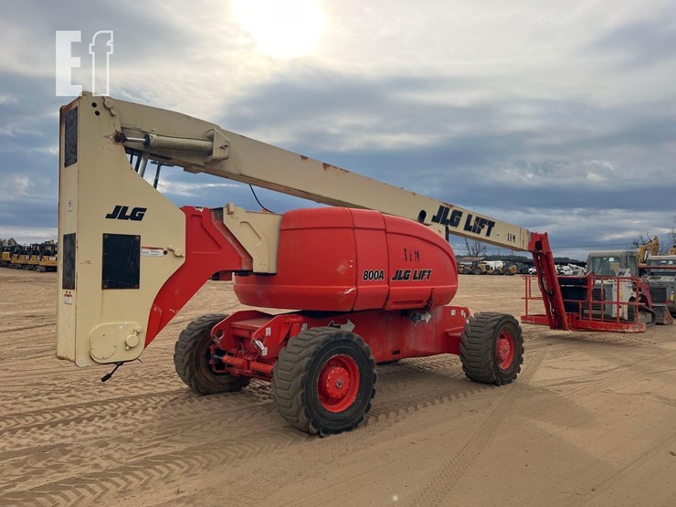 2000-jlg-800a-image-4