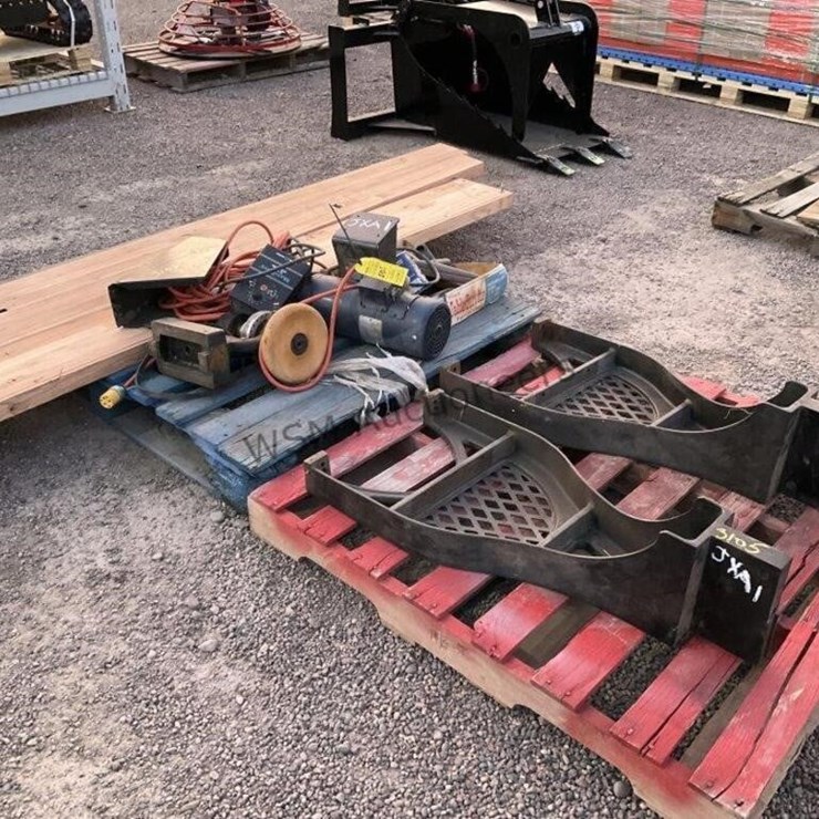 CONOVER PROFESSIONAL WOOD LATHE