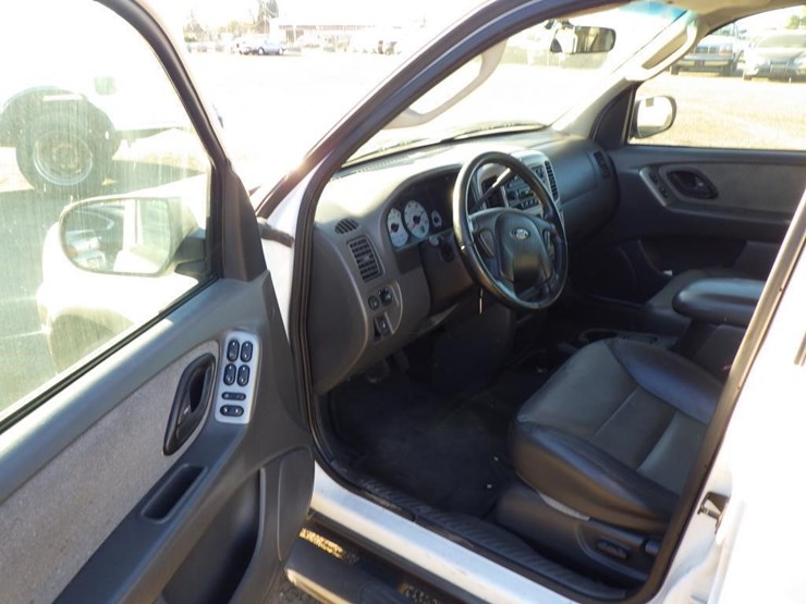 2003-ford-escape-image-5