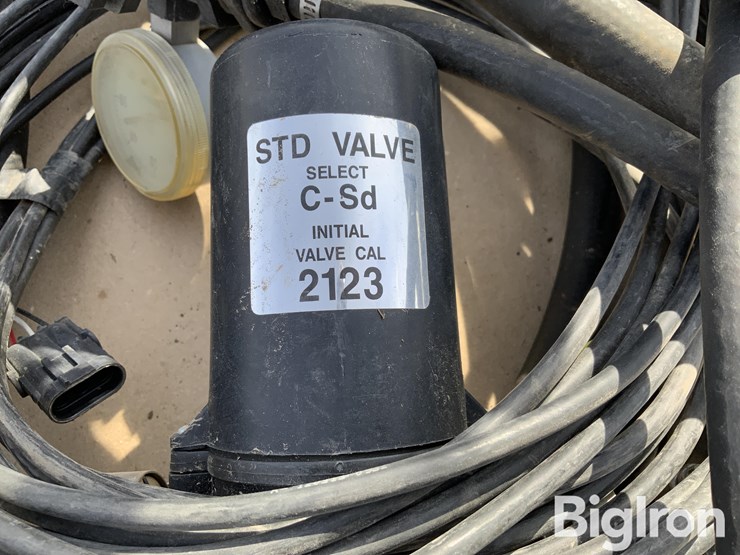 hypro-9303-hydraulic-fertilizer-pump-image-14