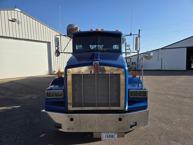 kenworth-t800-image-3