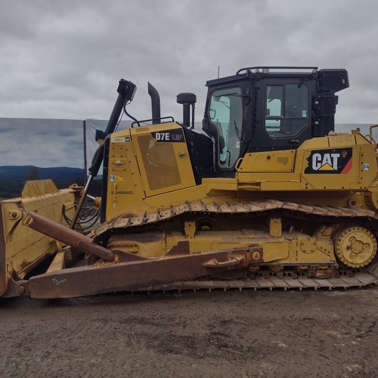 CATERPILLAR D7E LGP