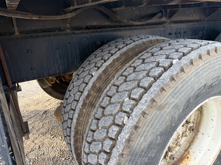 ford-lts9000-image-26