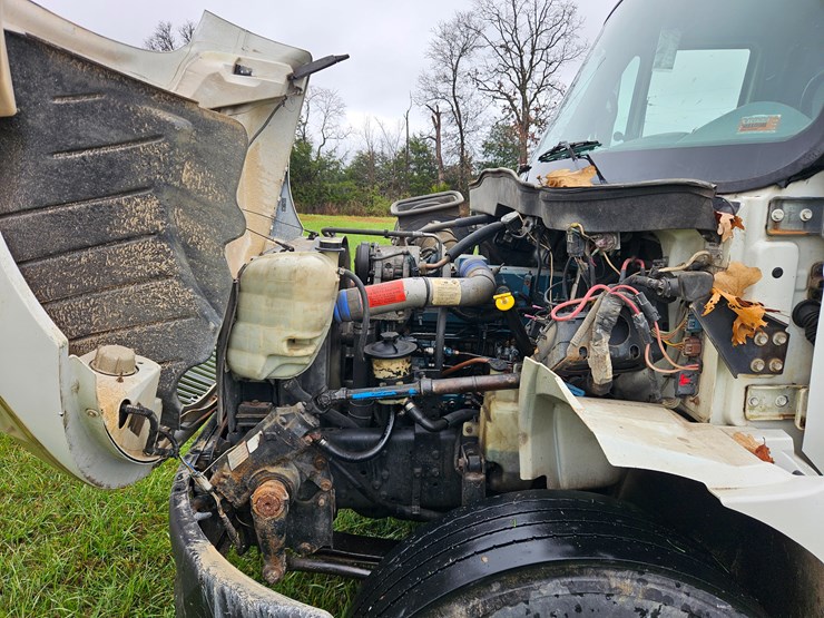 international-durastar-4400-image-27