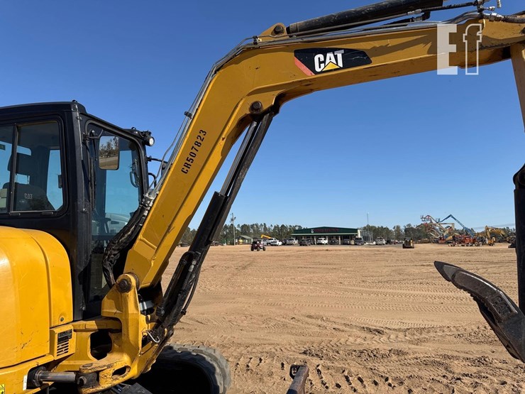 2019-caterpillar-305.5e2-cr-image-24