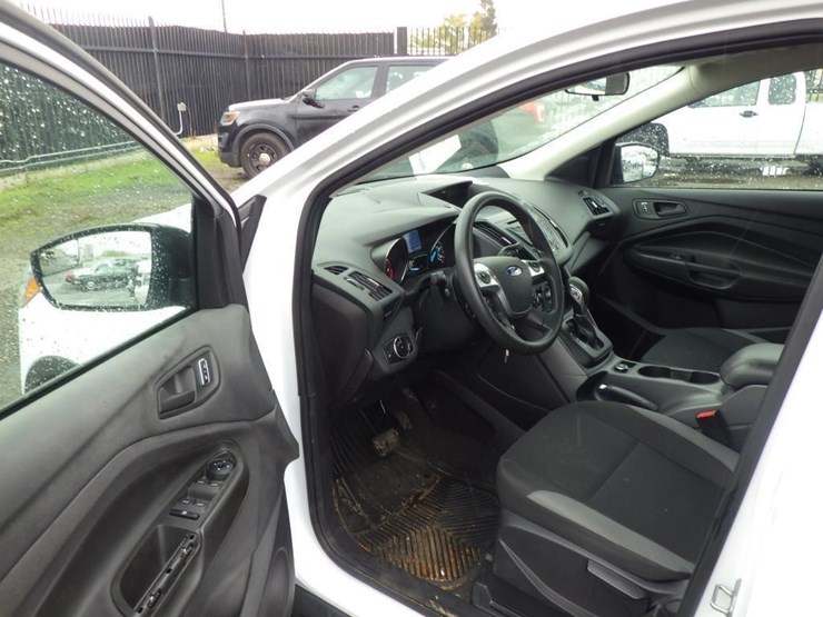 2014-ford-escape-image-5